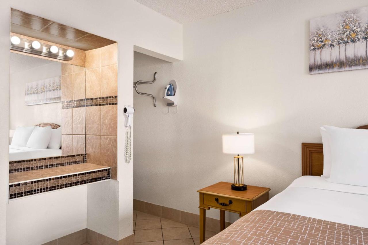 Travelodge By Wyndham Las Vegas Ngoại thất bức ảnh